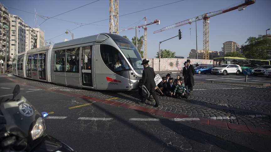 Hamas İsrail'in tramvay ve metro projesini 'yeni bir sömürge projesi' olarak tanımlad