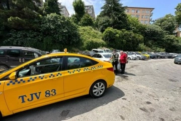 Hasta bekleyen ambulansın yoldan çekilmesini isteyen taksi sürücüsüne para cezası