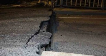 Hatay'da deprem sonrası köprü 10 santimetre çökerek yoldan ayrıldı