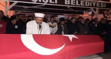 Hatay’da depremde vefat eden Uzman Çavuş Cemalettin Öğ İstanbul’da son yolculuğuna uğurlandı