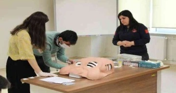 Hava ambulansı personellerine Eskişehir’de eğitim verildi