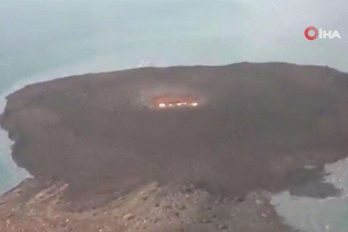 Hazar Denizi'nde patlamanın meydana geldiği Çamur Volkanı görüntülendi