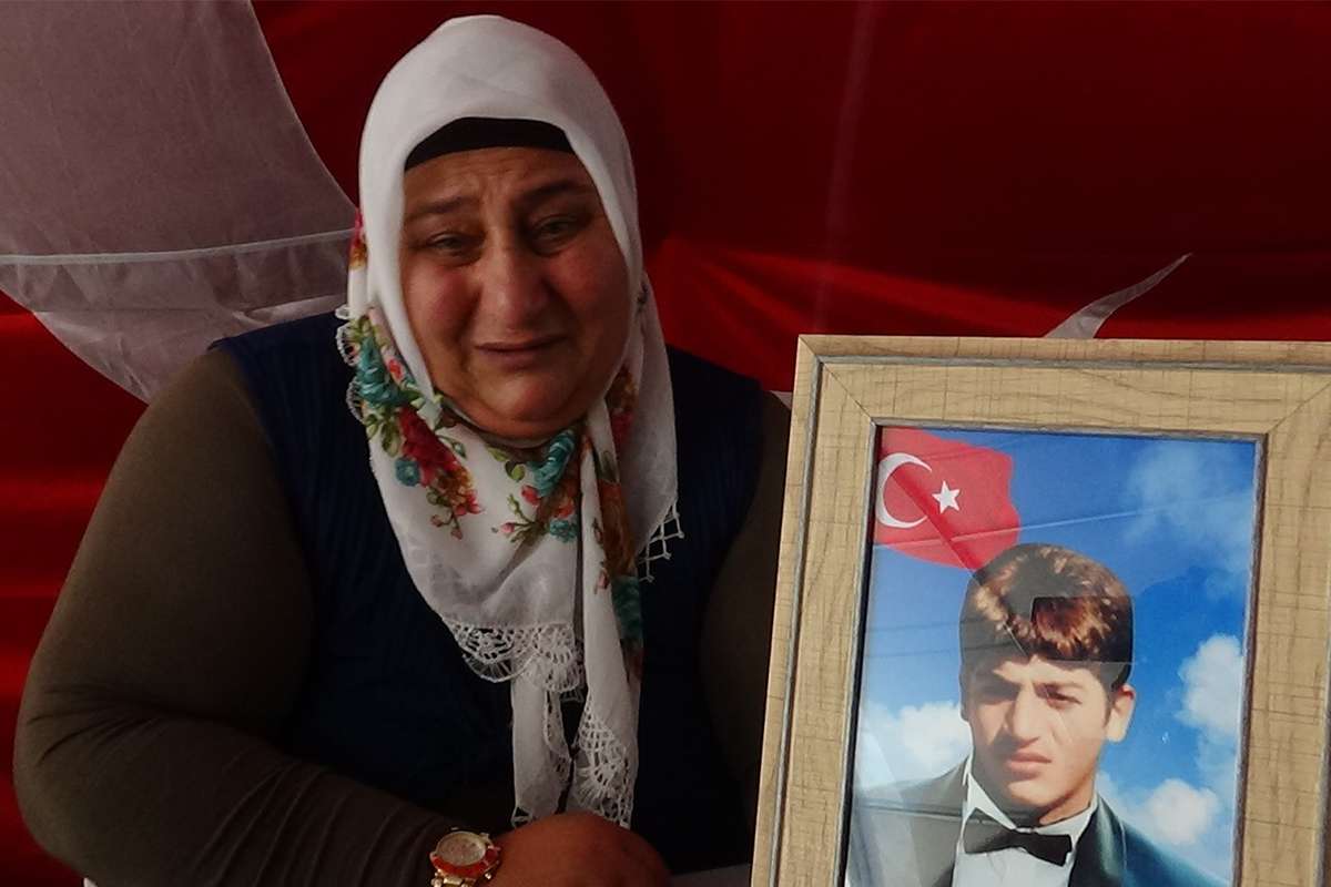 HDP önündeki ailelerin evlat nöbeti 711'inci gününde