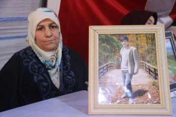 HDP ve PKK mağduru ailelerin evlat nöbeti 809’uncu gününde