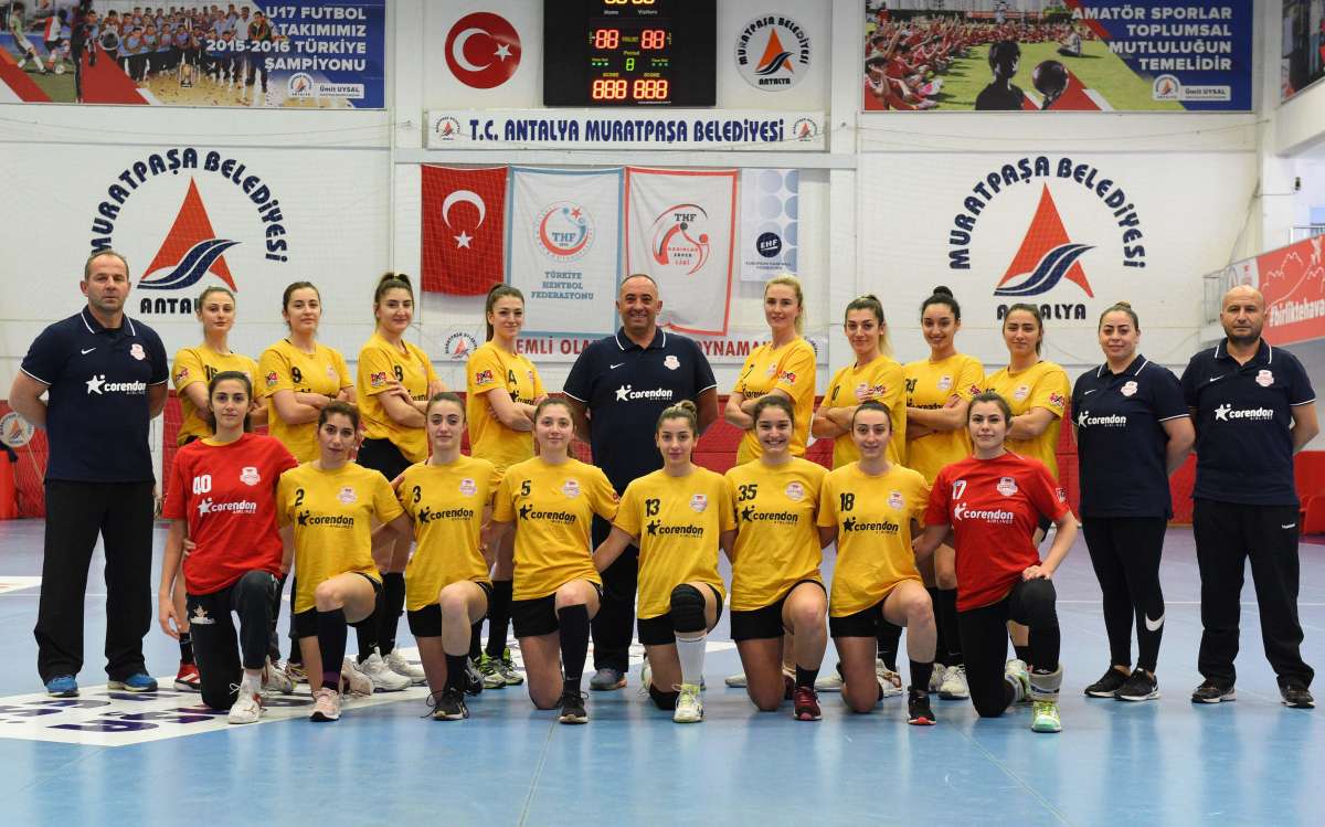 Hentbol Kadınlar Türkiye Kupası'nda Antalya derbisi heyecanı