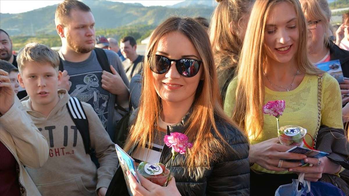 Her 3 Ukraynalı turistten 2'si Türkiye'yi seçti