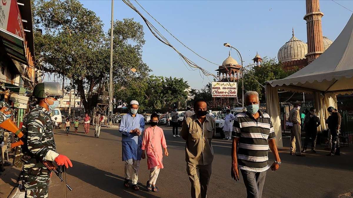 Hindistan'da Müslümanlar Ramazan Bayramı'nı Kovid-19 kısıtlamaları altında karşılıyor