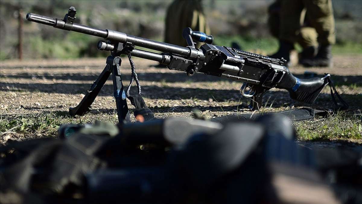 Hizbullah'ın Suriye'de savaş suçlusu Şebbihalara yönelik silahlı eğitimi sürüyor