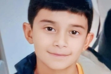 Husumetlisinin aracı diye ateş etti, ara&ccedil;taki 9 yaşındaki &ccedil;ocuğu &ouml;ld&uuml;rd&uuml;