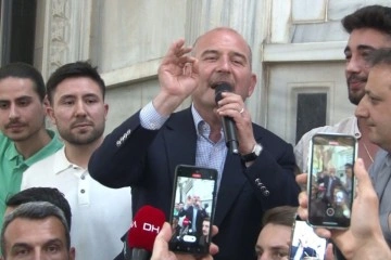 İçişleri Bakanı Süleyman Soylu, Kapalı Çarşı’da coşkuyla karşılandı