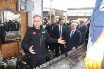 İçişleri Bakanı Yerlikaya: “Yoğun yağışlar perşembe günü Karadeniz’den çıkacak”