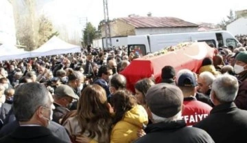 İmranlı Belediye Başkanı Açıl için cenaze töreni düzenlendi