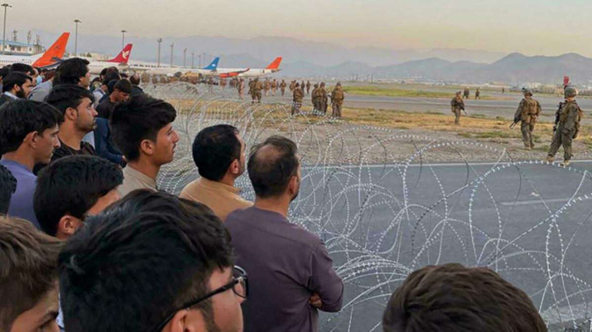 İngiliz basınından Türkiye'ye 'Afgan mülteci kampı' özrü