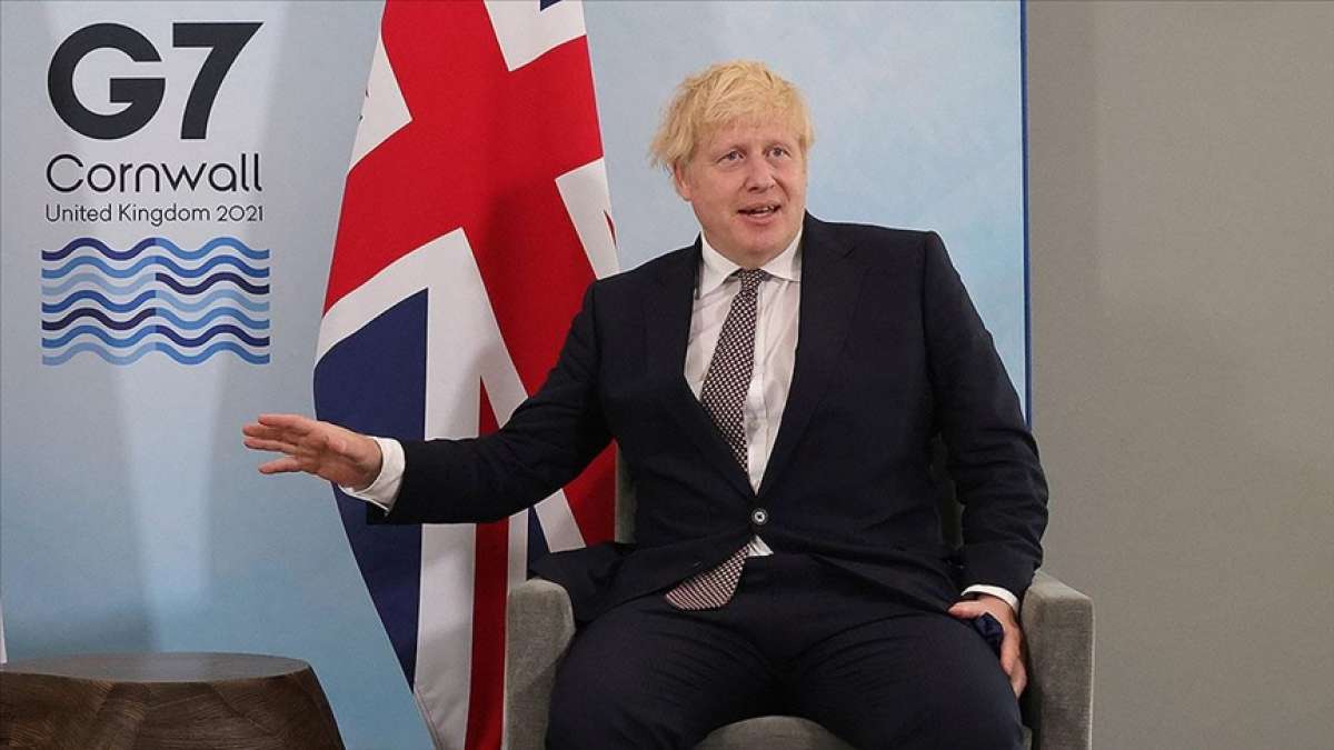 İngiltere Başbakanı Johnson, Kuzey İrlanda Protokolü üzerinden AB'yi tehdit etti