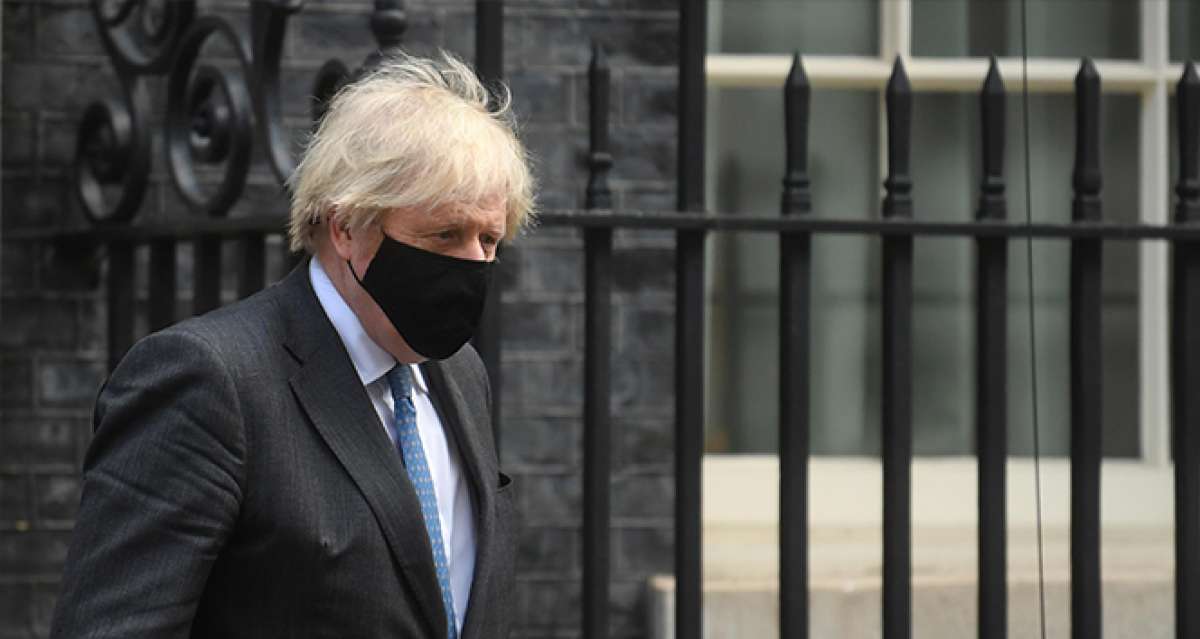 İngiltere Başbakanı Johnson: 'Millet, Kraliçe ile yas tutuyor'