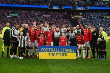 İngiltere Lig Kupası Manchester United&rsquo;ın