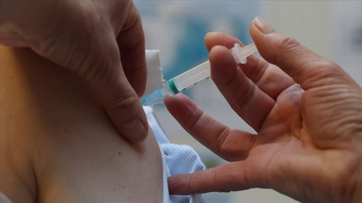 İngiltere ve Almanya, Kovid-19 aşısının dağıtımında iş birliğini devam ettirme konusunda anlaştı