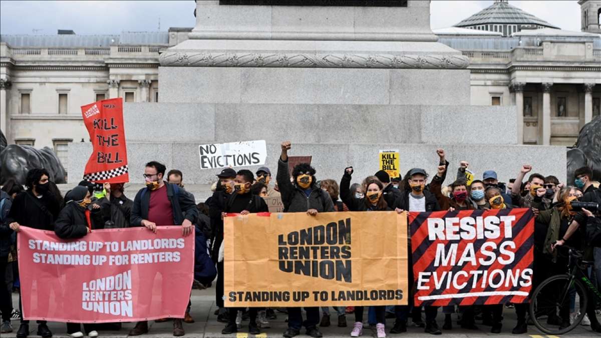 İngiltere'de polise yeni yetkiler veren yasa tasarısı protesto edildi