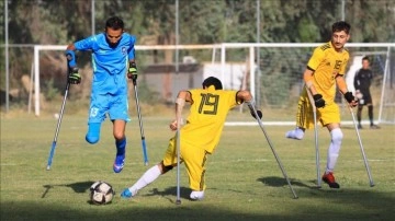 Irak'taki şiddet olaylarında uzuvlarını kaybedenler futbolla hayata tutunuyor