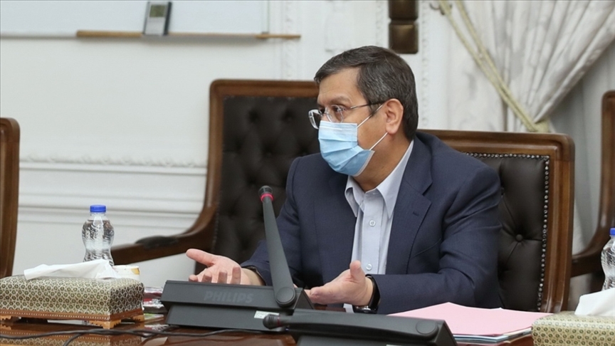 İran Merkez Bankası Başkanı: Kovid-19 aşısı teminiyle ilgili sorun aşıldı