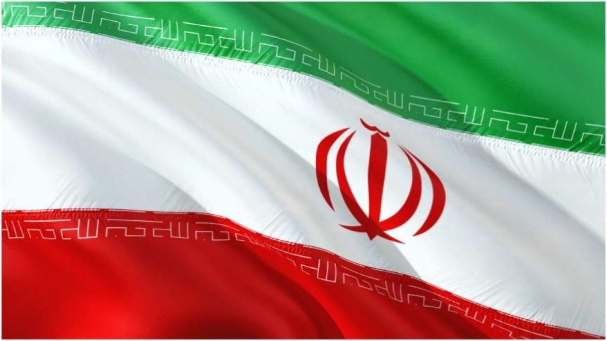İran, Suriye'ye gönderdiği 3 milyon varili aşan petrolle rejime desteğini sürdürüyor