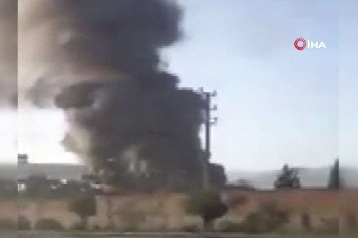 İran'da fabrikada korkutan yangın
