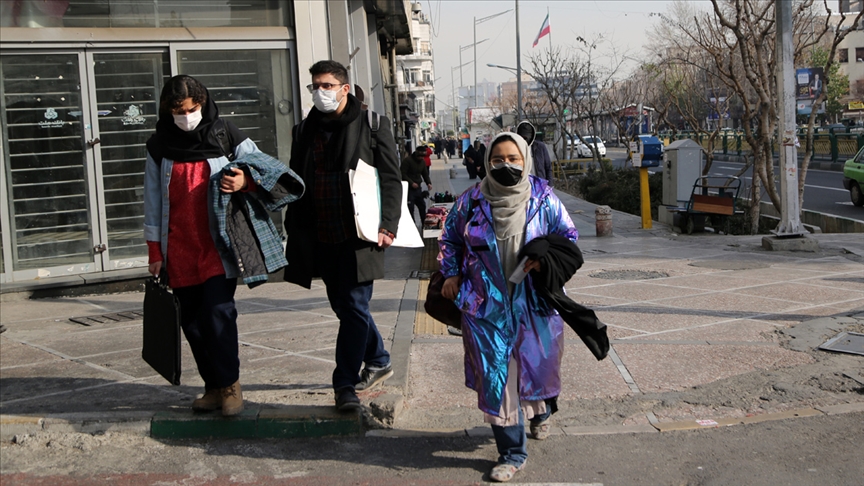 İran'da son 24 saatte Kovid-19'dan 114 kişi hayatını kaybetti