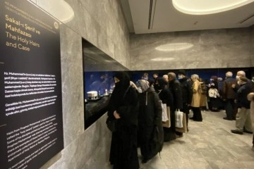 İslam Medeniyetleri Müzesi’nde kutsal emanetlere yoğun ilgi