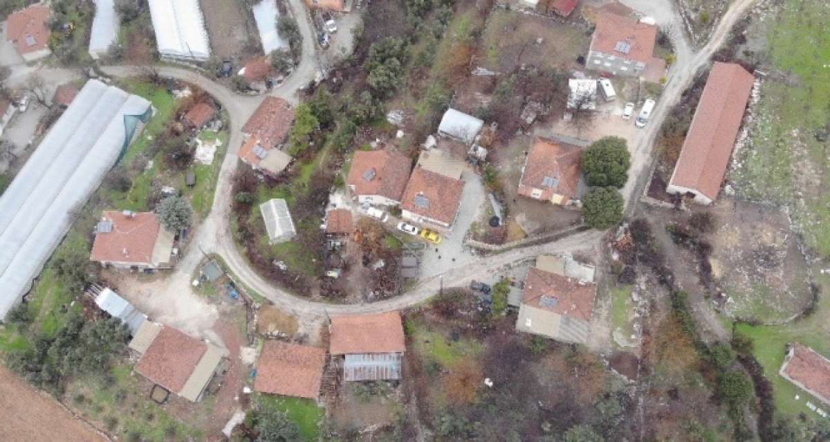 Isparta'nın bir köyünde heyelan nedeniyle 28 evin acilen boşaltılması kararı alındı