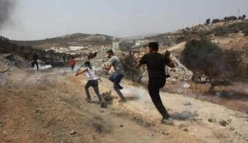 İsrail güçleri Batı Şeria'da protestoculara sert müdahale: 10 yaralı