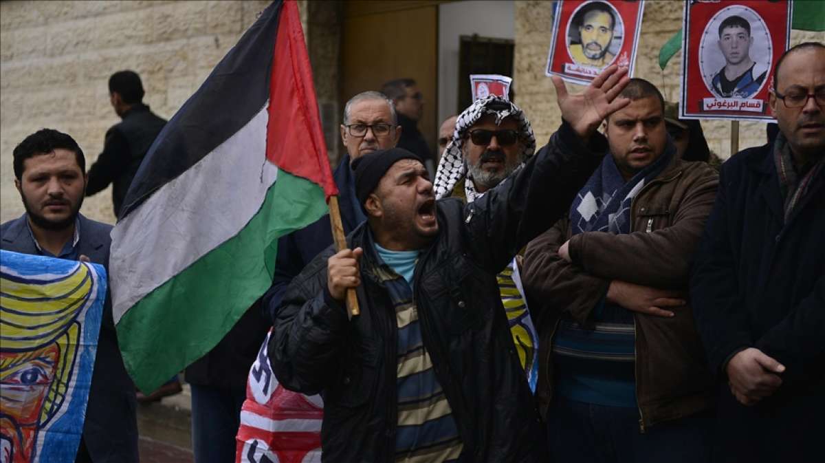 İsrail hapishanelerinde Kovid-19'a yakalanan Filistinli tutuklu sayısı 300'e yaklaştı