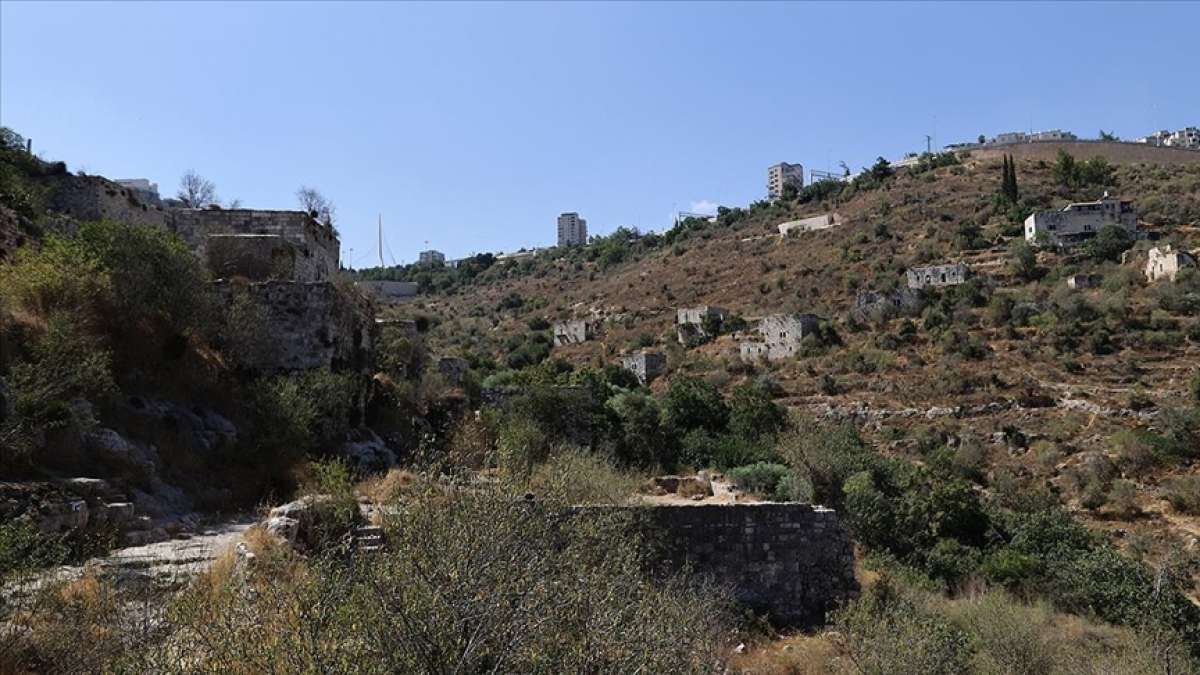 İsrail Nekbe'nin izlerini taşıyan Filistin kasabasını ortadan kaldırmayı planlıyor