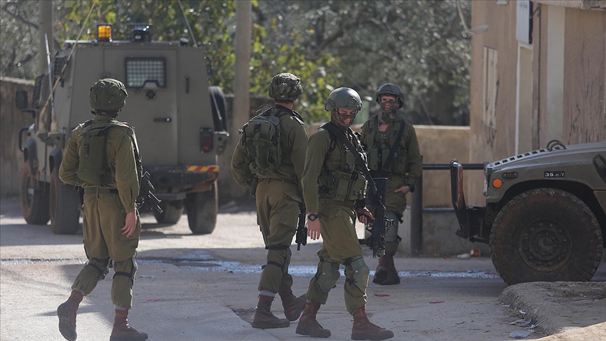 İsrail ordusu Batı Şeria'da 6 Filistinliyi yaraladı