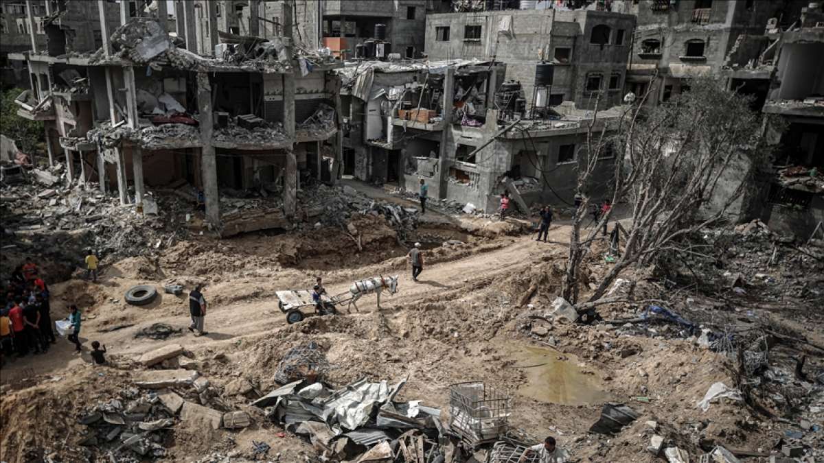 İsrail saldırılarında Gazze'de hayatını kaybeden Filistinlilerin sayısı 243'e yükseldi