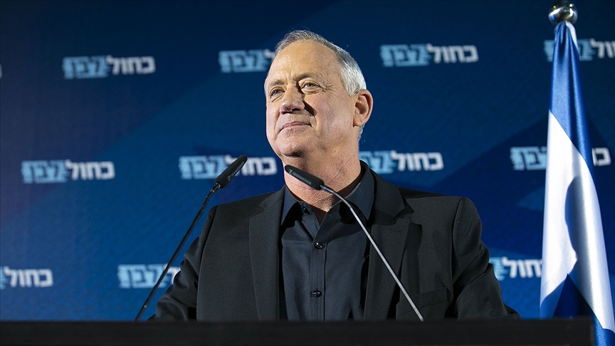 İsrail Savunma Bakanı Gantz: Netanyahu'nun elini sıkmam yanlıştı