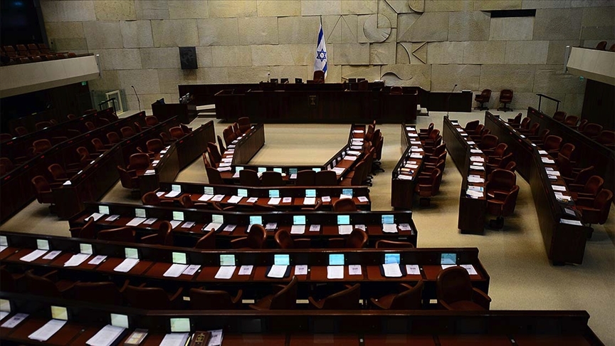 İsrail'de Meclisin feshedilmesi yasa tasarısı onaylandı