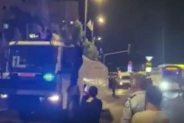 İsrailliler, bu kez İsrail polisinin yargılanması için sokaklara döküldü