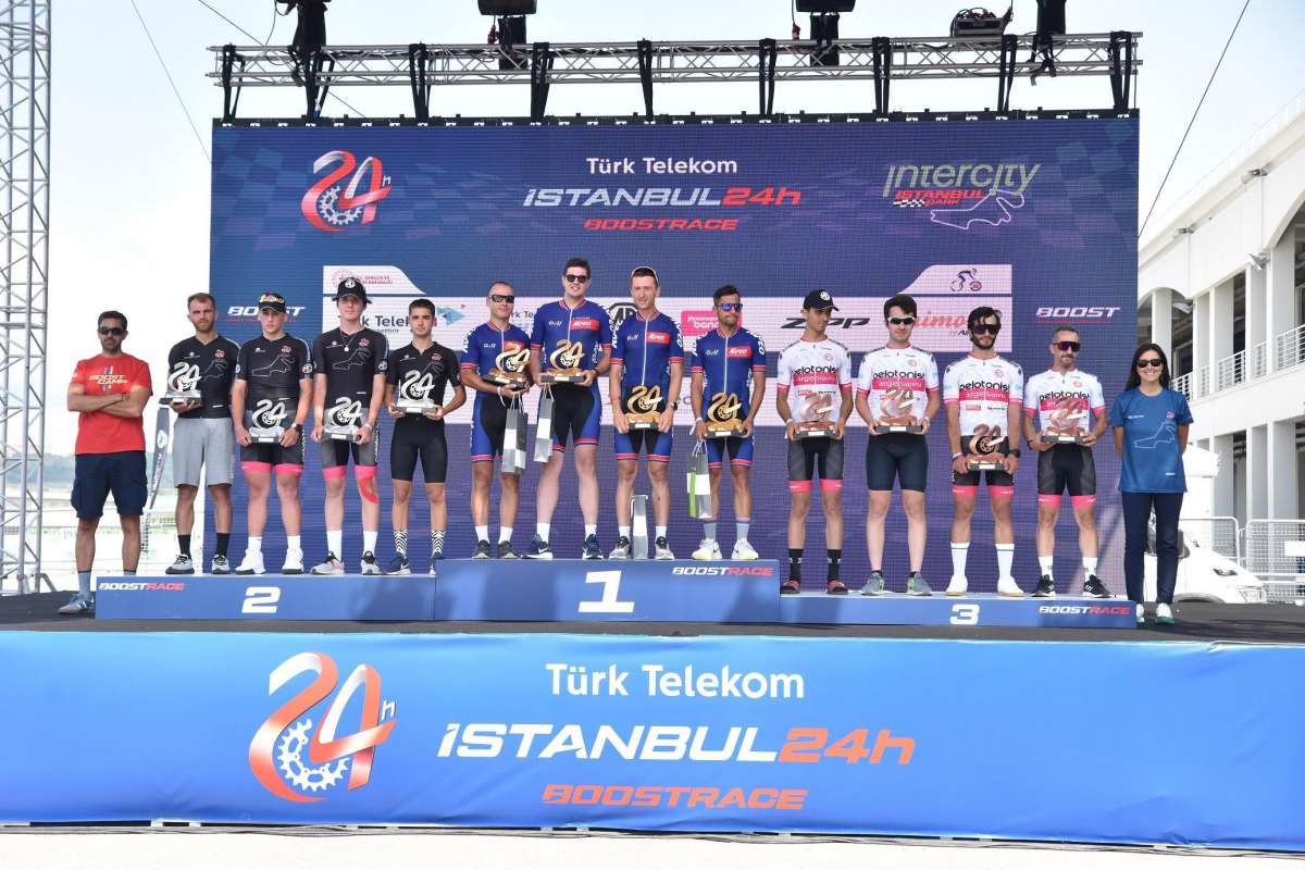 İstanbulda 24 saat bisiklet yarışı heyecanı