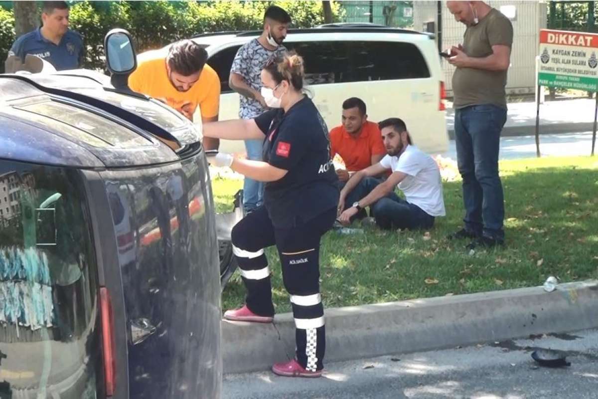 İstanbul'da feci kaza: Burnu bile kanamadan kurtuldu, aracına böyle baktı