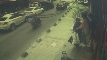 İstanbul'da hırsızlık yaparken yakalanan kadın böyle görüntülendi