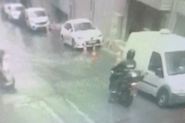 İstanbul’da kargocuların kabusu motosikletli hırsızı '55 adet detayı' yakalattı