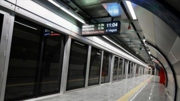 İstanbul'da metro seferlerinin saat 02.00'ye kadar uzatıldığı duyuruldu