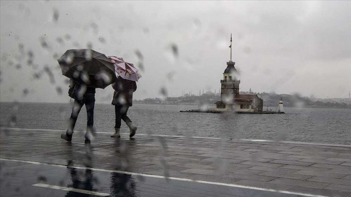 İstanbul'da öğleden sonra yağmur bekleniyor