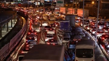 İstanbul'da şehirler arası otobüslerin otogarlardan çıkış süresi uzatıldı