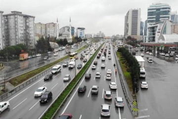 İstanbul’da son iş gününde trafik yüzde 70’i geçti