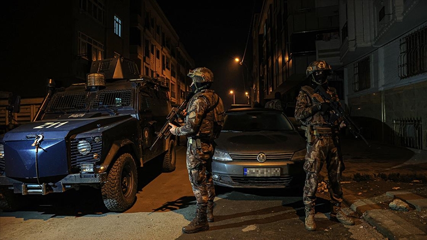 İstanbul'da terör operasyonunda 11 gözaltı