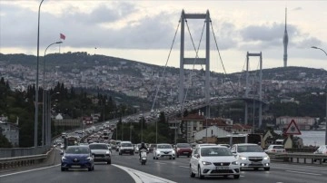 İstanbul'un bazı bölgelerinde trafik yoğunluğu yaşanıyor
