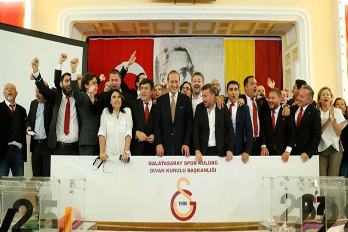 İşte Galatasaray'ın yeni başkanı Burak Elmas