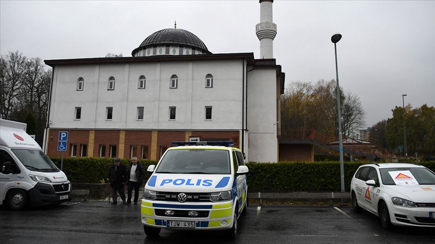 İsveç’te camiye içinde şüpheli beyaz toz bulunan mektup gönderildi