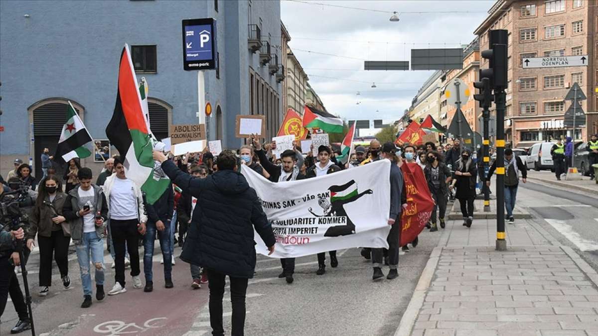 İsveç'te İsrail'in Filistin'e yönelik saldırıları protesto edildi